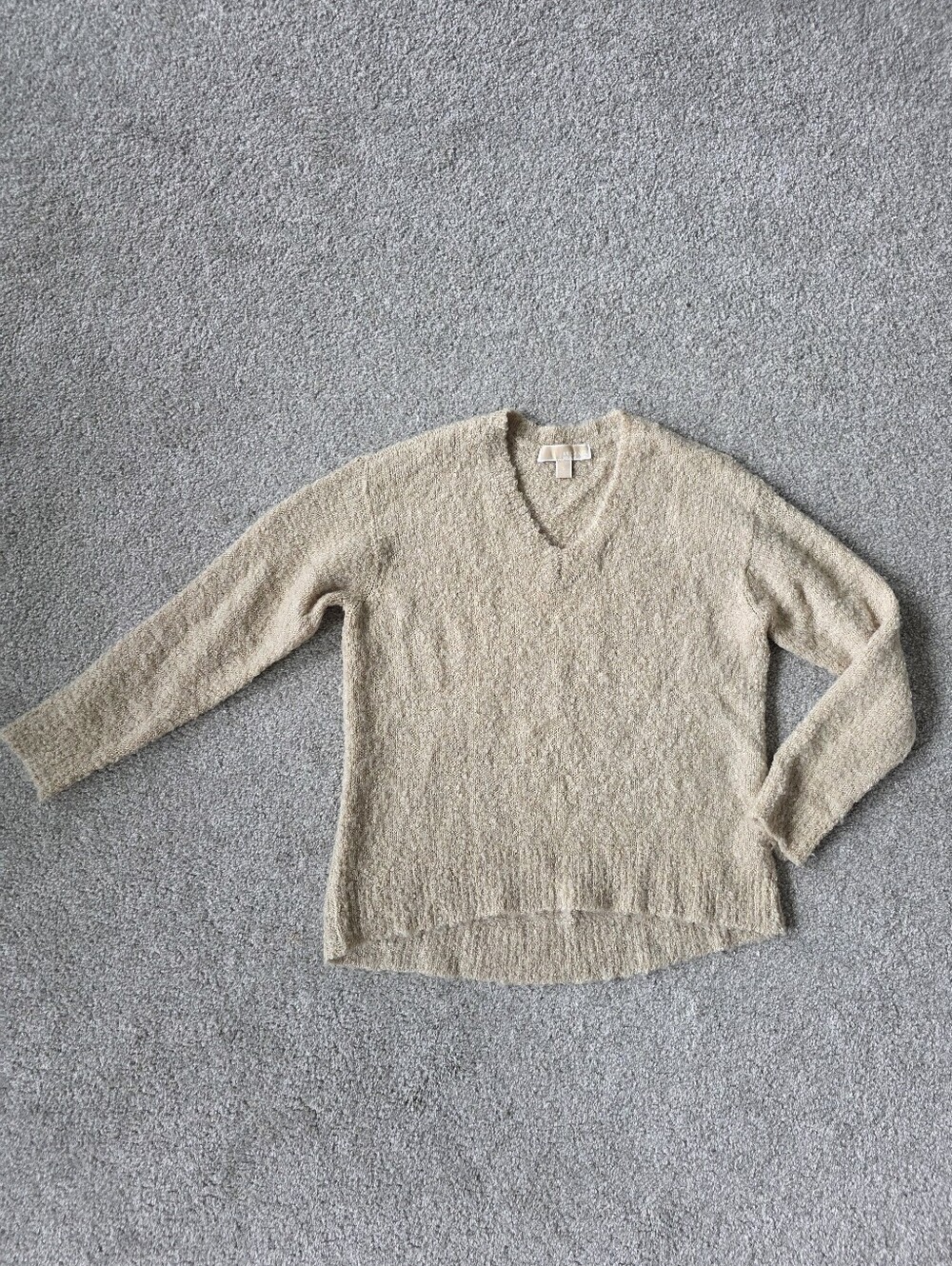 Michael Kors V-Neck Women’s Cream Sweater